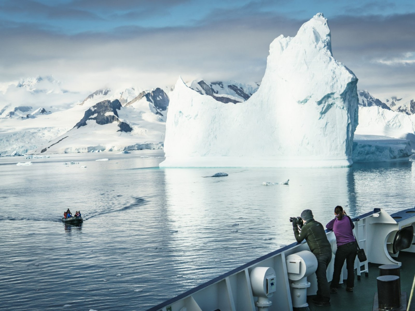 Antarctic Peninsula diving